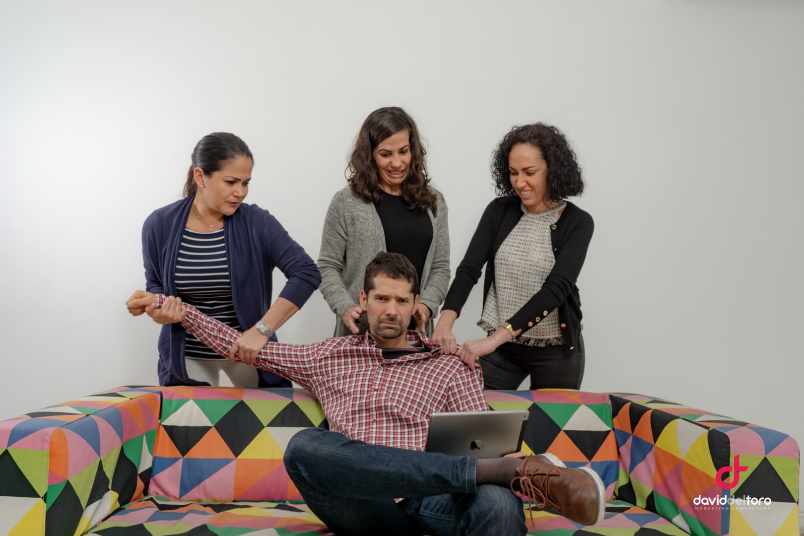¿Por qué tres novias, si solo quiero una?