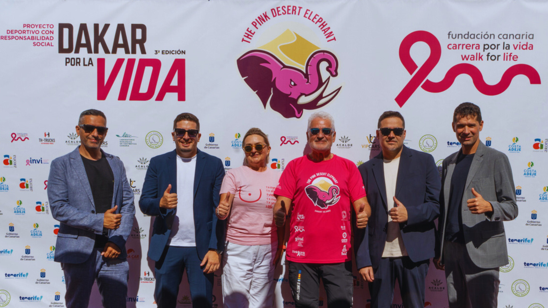 Foto de 3com junto a Rafael Lesmes de Dakar Por La Vida 2025 y Brigitte Gypen, de Fundación Carrera por la Vida