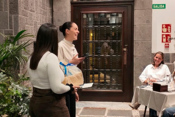 3com en el evento de Estética Facial de Clínica Dental Henríquez